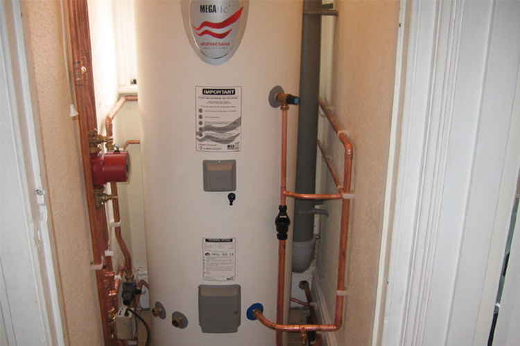 hot water cylinder